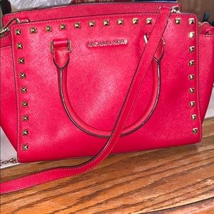 MICHEAL KORS CROSSBODY